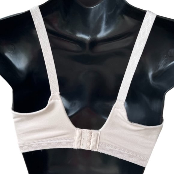 🌸4/$30🌸 Warner's Blissful Benefits Ultrasoft Wirefree Bra - Picture 2 of 16